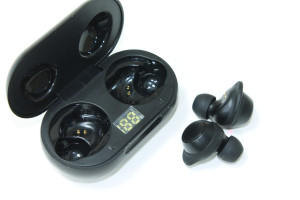 Bluetooth гарнитура Piko TWS-MusicBox