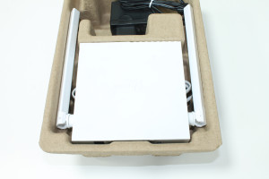 Wi Fi роутер TP-Link TL-WR820N