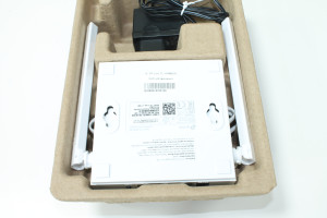 Wi Fi роутер TP-Link TL-WR820N