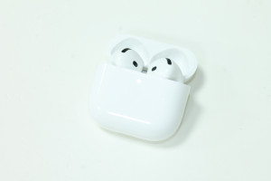 Bluetooth гарнитура Apple AirPods 4 (A3058, A3050, A3053)