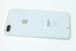 Мобільний телефон iPhone 8 Plus 64Gb