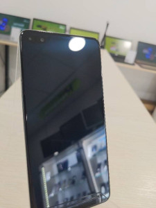 Мобільний телефон Huawei P40 8 / 128GB