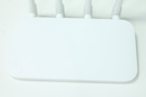 Wi Fi роутер Mi Router 4C (R4CM)