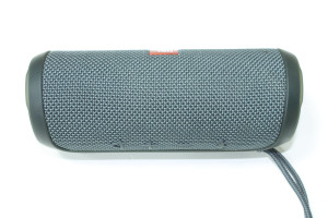 Портативная акустика JBL Flip Essential