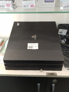 Ігрова консоль Sony Playstation 4 Pro 1TB