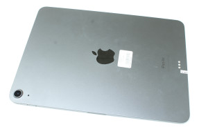 Планшет Apple iPad Air 5gen 64GB Wi-Fi A2588+Apple Pencil A3085