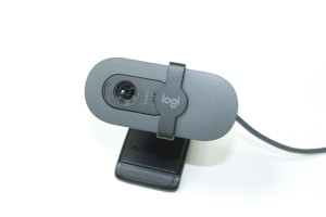 WEB камера logitech BRIO-100