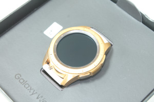 Смарт годинник Samsung SM-R810 Galaxy Watch 42mm