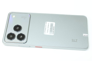 Мобільний телефон ZTE Blade A76 4/128GB