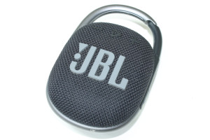 Портативна акустика JBL Clip4