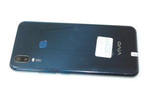 Мобільний телефон vivo Y11 3/32Gb
