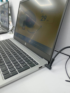 Ноутбук HP 250 G10