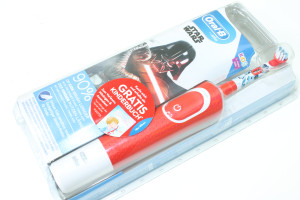 Зубная щетка Braun 3710