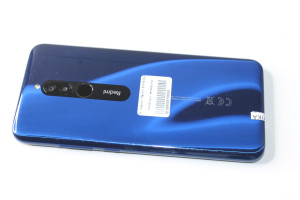 Мобільний телефон Xiaomi Redmi 8 4/64GB