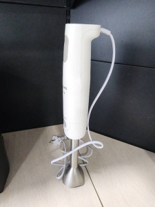 Блендер Philips HR 2537
