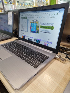 Ноутбук HP 250 G7