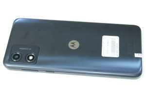 Мобильный телефон Motorola E13 8/128GB