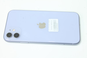 Мобільний телефон iPhone 11 64GB