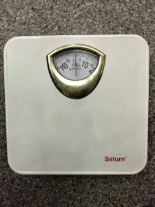 Весы напольные SATURN ST1237