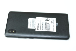 Мобильный телефон ZTE Blade L210 1/32
