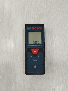 Далекомір лазерний Bosch Professional GLM 40