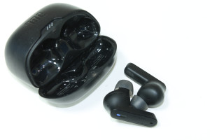 Bluetooth гарнитура JBL TUNE245NCTWS