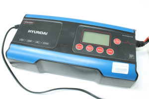 Автомобільний зарядний пристрій Hyundai HY 1510
