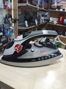 Утюг Saturn ST-CC7109