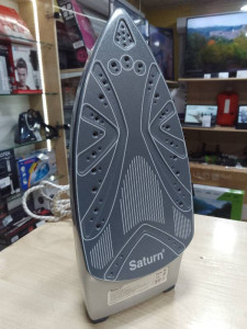 Утюг Saturn ST-CC7109