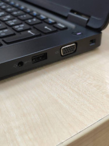 Ноутбук DELL 5490