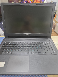 Ноутбук DELL P63F002