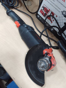 Болгарка Dnipro M GL-125S