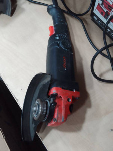 Болгарка Dnipro M GL-125S