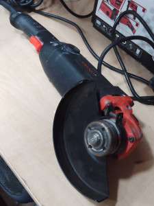 Болгарка Dnipro M GL-125S