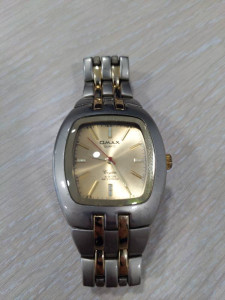 Часы кварцевые Omax quartz Crystal DBA081