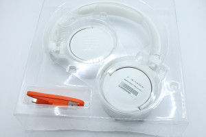 Bluetooth гарнитура JBL Tune 500 Bt