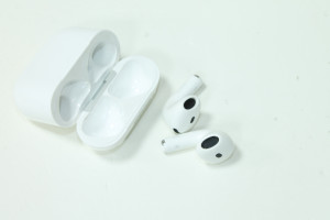 Bluetooth гарнитура AirPods 4 A3058 A3053 A3050