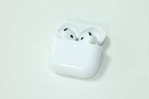 Bluetooth гарнитура AirPods 4 A3058 A3053 A3050