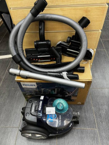 Пылесос PHILIPS FC9556