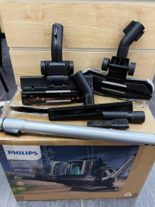 Пылесос PHILIPS FC9556