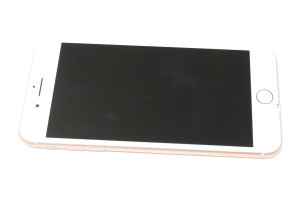 Мобильный телефон iPhone 8 Plus 64Gb