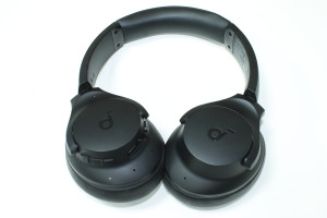 Bluetooth гарнитура Anker Soundcore Q20i A3004