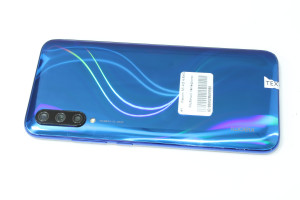 Мобільний телефон Xiaomi Mi A3 4/64GB