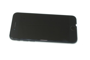 Мобільний телефон iPhone SE 2020 64GB