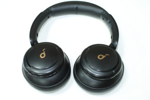 Bluetooth гарнітура Anker Soundcore Life Q30 A3028