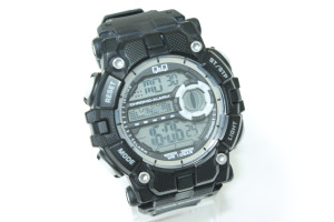 Часы электронные Q&Q WR 10BAR