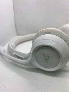 Навушники Logitech h390