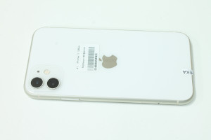 Мобільний телефон iPhone 11 128Gb