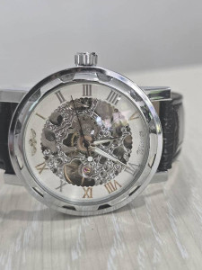 Часы кварцевые Winner 1107