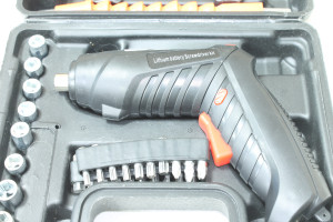 Электроотвертка Screw batch 3.6v